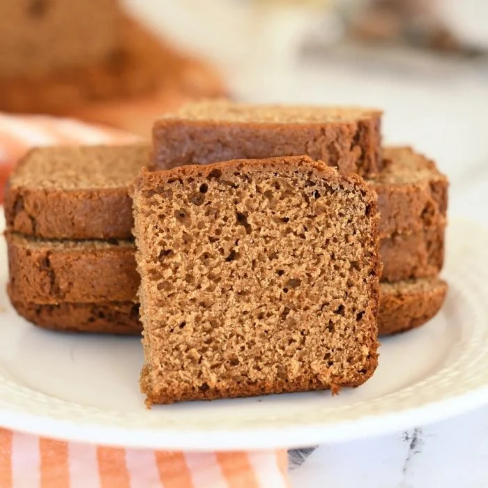 Holandský raňajkový koláč ontbijtkoek