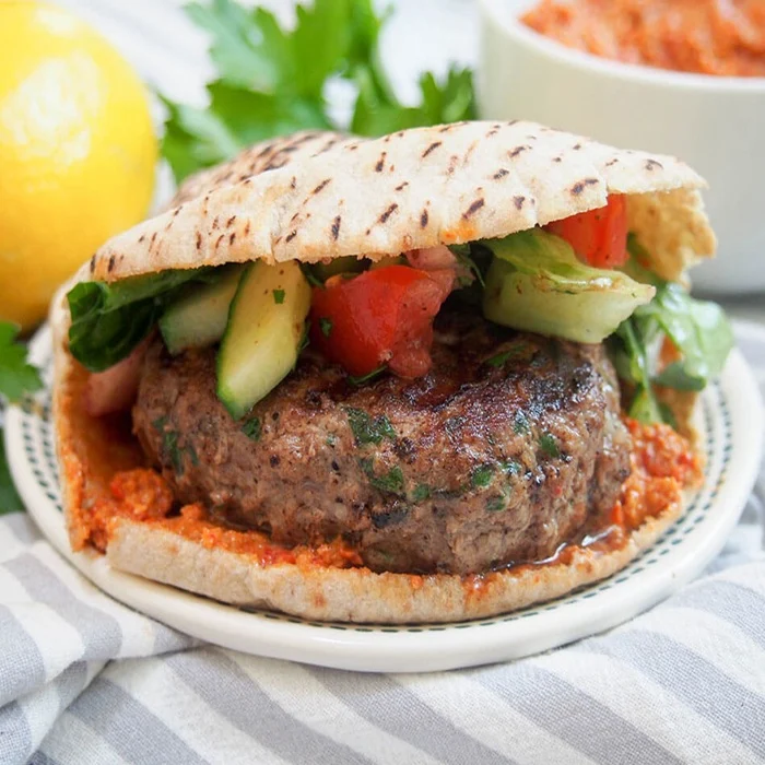 Turecké jahňacie kofta burgery